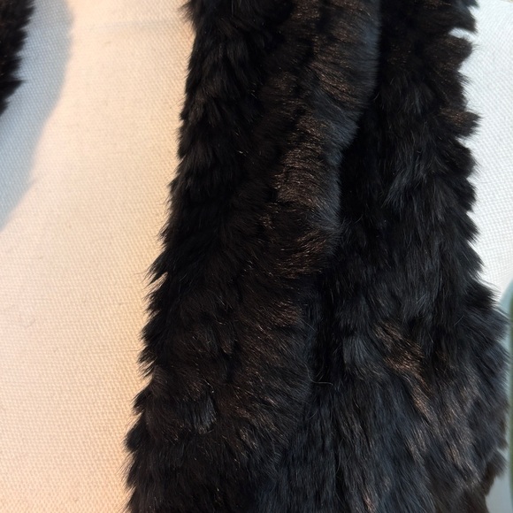 100% Dyed Rabbit Fur Infinity Scarf by Per Se - Picture 3 of 4